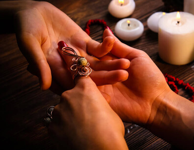 Palm Reading Specialist Astrologer